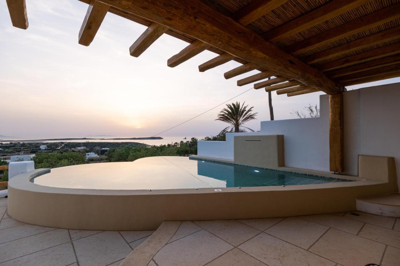 Utopia Suites By Anna Platanou Agia Irini (Paros) Exterior foto